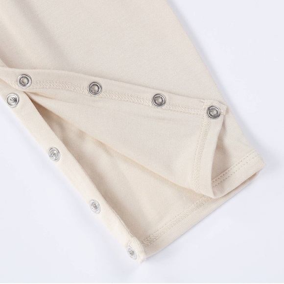 Cream Bamboo Sleeveless Buttoned Jumpsuit - Picture 7 of 8